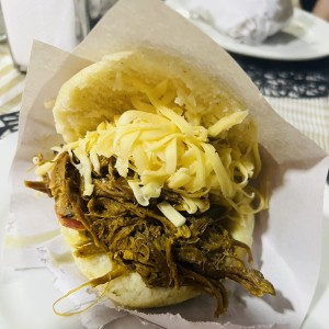 Pelua