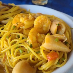 Fidegua de mariscos