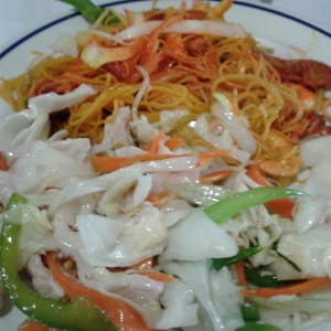 Fideos Singapur mas chopsuey