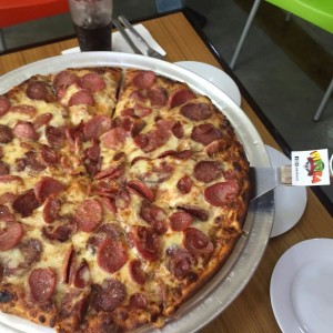 pizza mix de salchicha