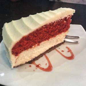 red velvet cheesecake