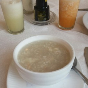Crema de pollo y camarones 
