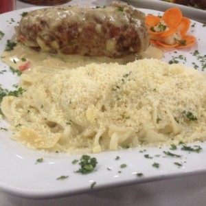 Cordon bleu con pasta cuatro quesos