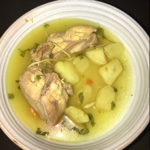 sopa de pollo excelente