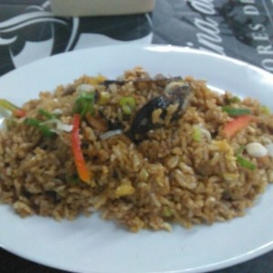 Arroz Chaufa con Mariscos
