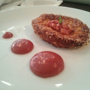 Torta de queso criollo con guayaba 