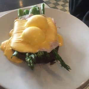 huevos benedictinos