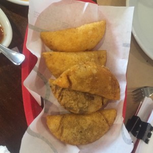 empanadas de maiz pilao