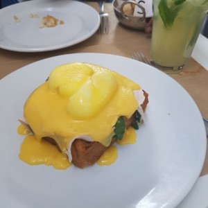 huevos benedictinos