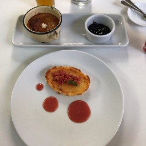 torta de pan y torta de queso criollo