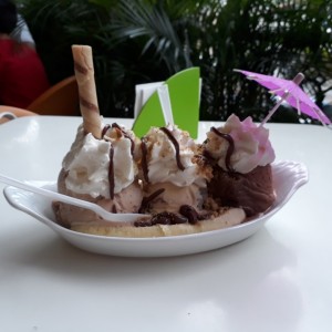 Banana split