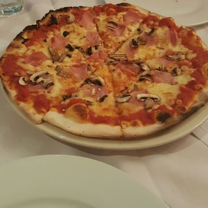 proscciuto funghi