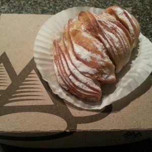 Cola de Langosta Crema Pastelera