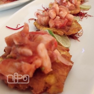 tostones con delicias del mar