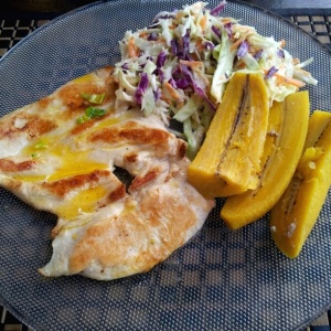Pollo al ajillo