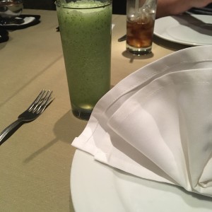 limonada frappe con hierbabuena de la casa 