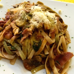 Fettuccine toscana