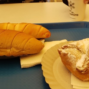 cachitos y pastel manzana