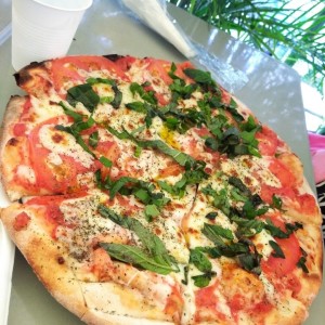 Pizza Capresa