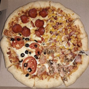 Pizza Cuatro Estaciones