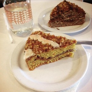Torta de Zanahoria y torta de cocolate y cambur