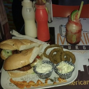 sandwich de pernil