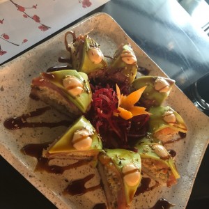 Sushi pizza de salmon