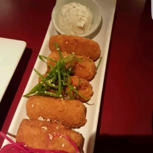 Croquetas de cangrejo 