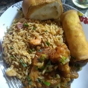 arroz chino especial, limpias y cerdo con salsa y pimienta
