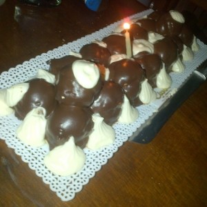 Torta profiterol