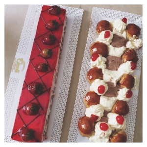 Torta de Fresa y Profiteroles de crema