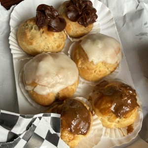 Profiteroles 