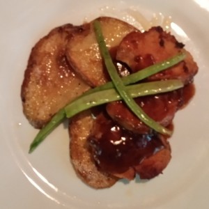 Lomo de cerdo con vegetales