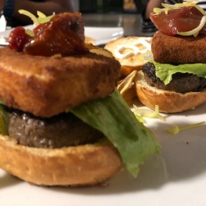 Las Burgers - Cheese Lover