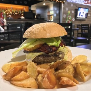 Las Burgers - Chorizo Burger
