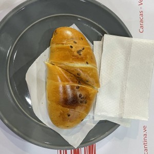 Cachito de pavo y queso crema