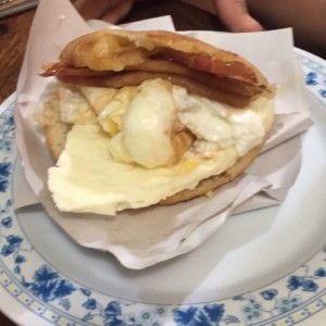 Arepa Reina del colesterol