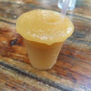 Aguacero de durazno