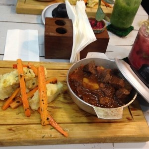 carne guisada