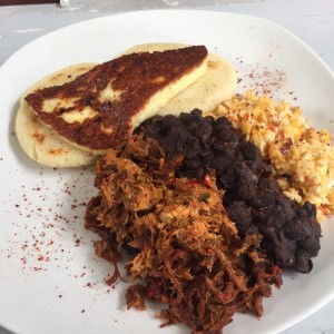 desayuno criollo