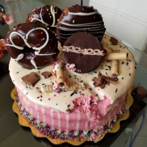 torta de chocolate EXCELENTE (mi gato le metio la pata ?) 