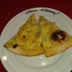 pizza 4 quesos