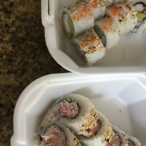 dinamita y california roll