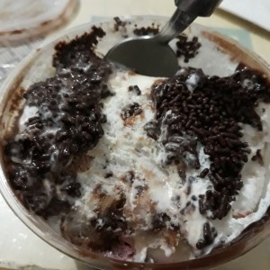Banana Split, esta medio Congelado, Excelente