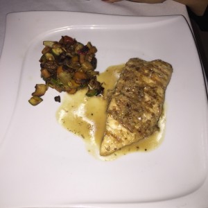 mero con salsa citrica