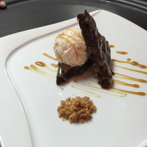 Browni con gelatto 
