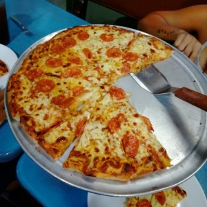 Pizza peperoni 