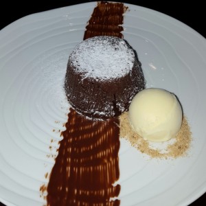 Fondant con helado de caramelo 