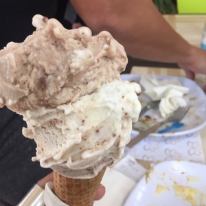 barquilla de ferrero y brownie
