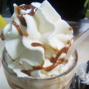 moka helado con crema extra